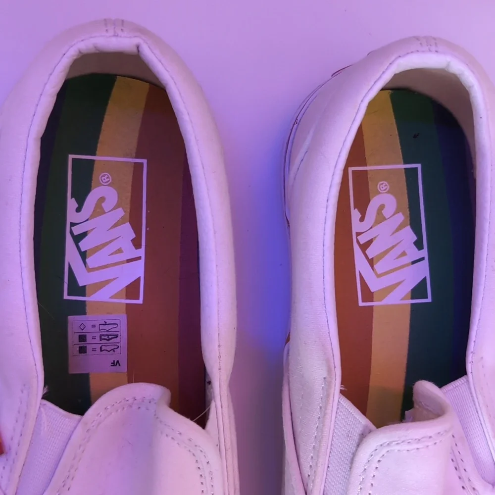 Vans slip on shoes - mens 7.5/womens 9 - Picture 2 of 9